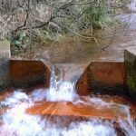 Notches and Weirs